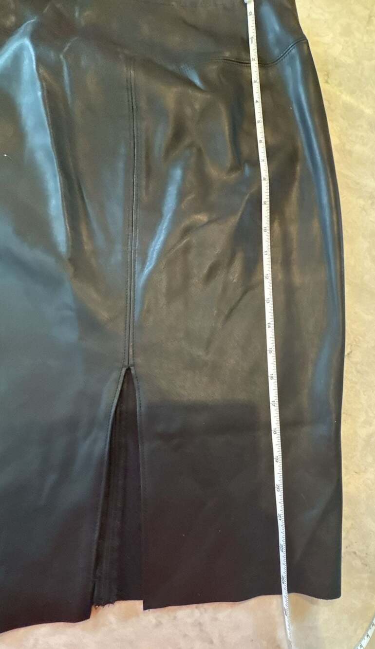Express Women's Black Faux Leather Midi Skirt Size 4 - Picture 6 of 6